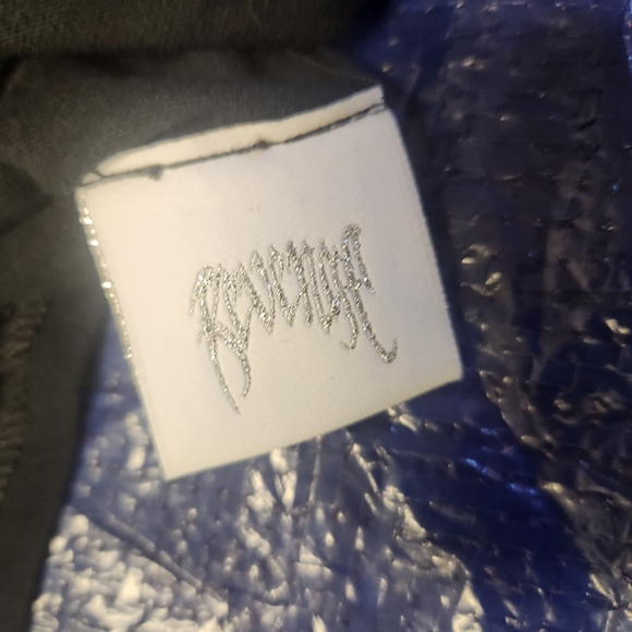 Sold - Picture 4 of 6